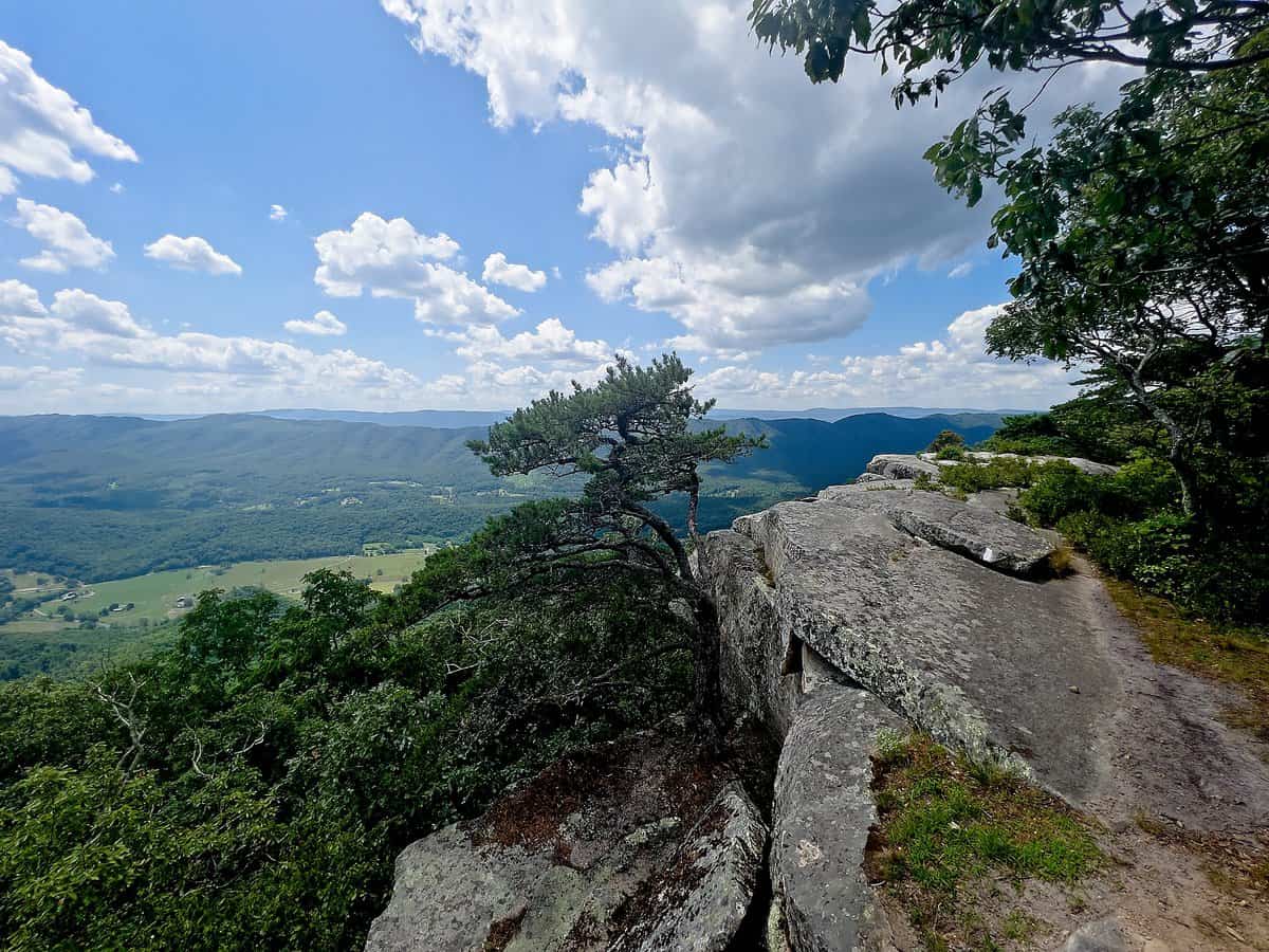 A lookout spot near the McAfee Knob hike on the triple crown trail