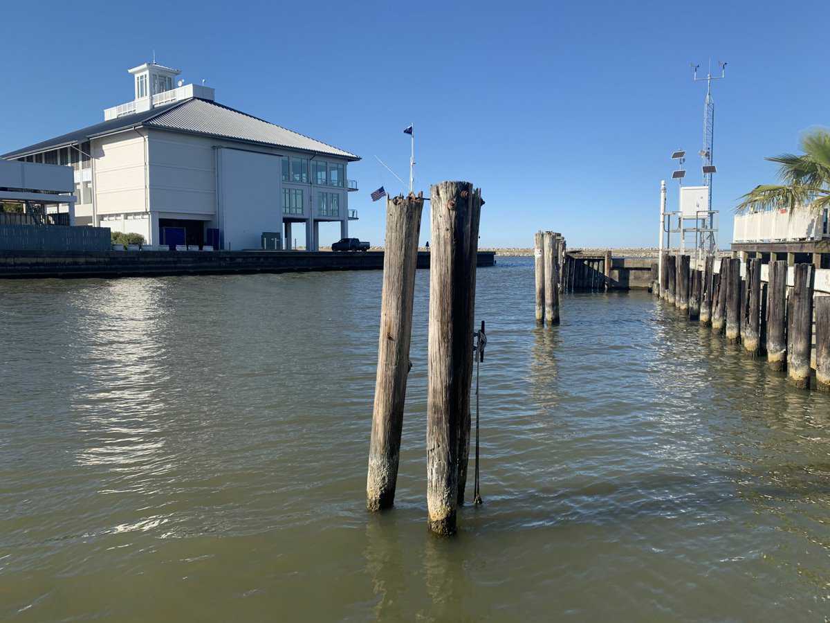 Canal boats take leading to Lake Pontchartrain